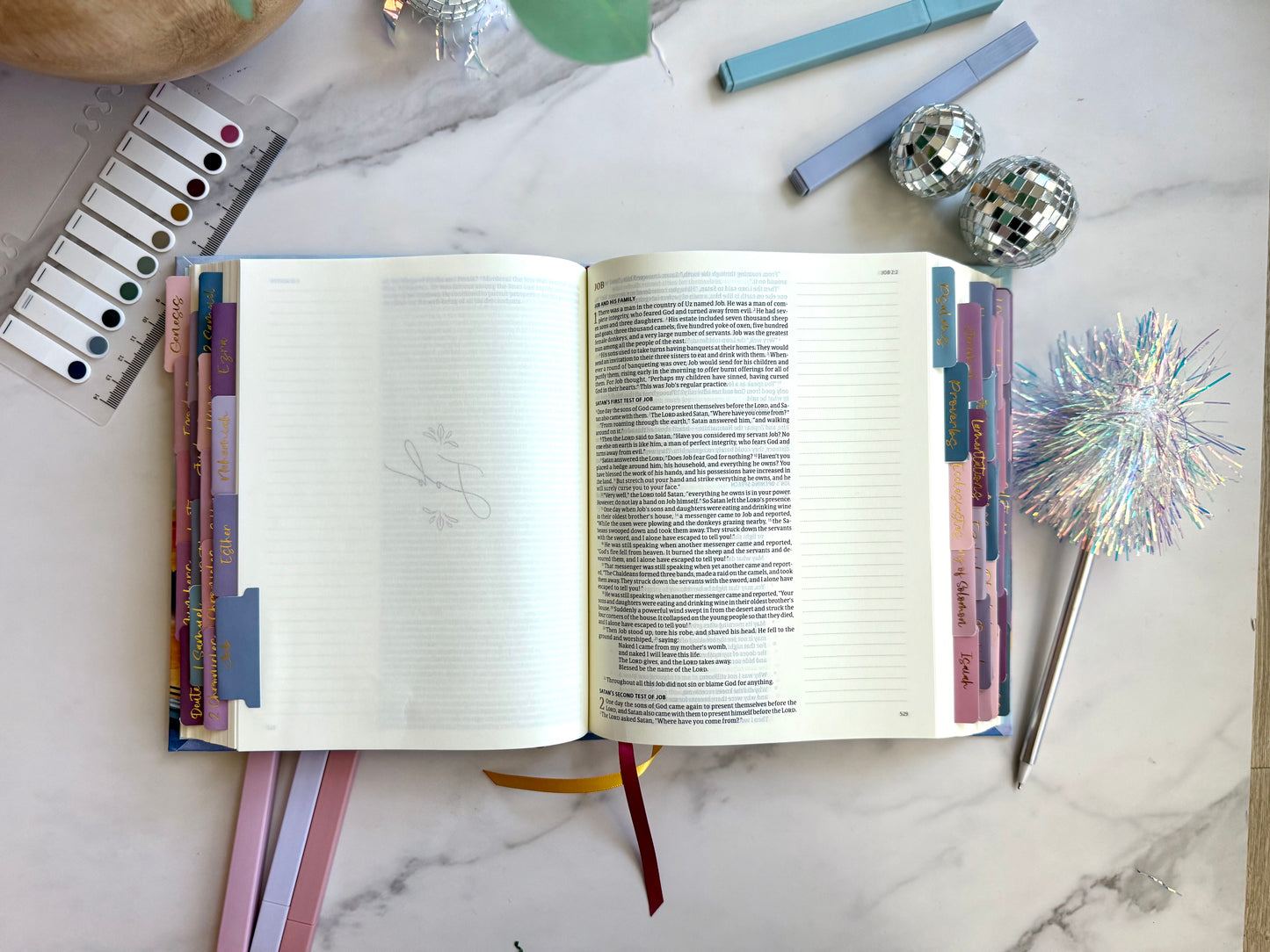 CSB Notetaking Bible – Hosanna Revival “Lake” Edition (The Joy Collection)