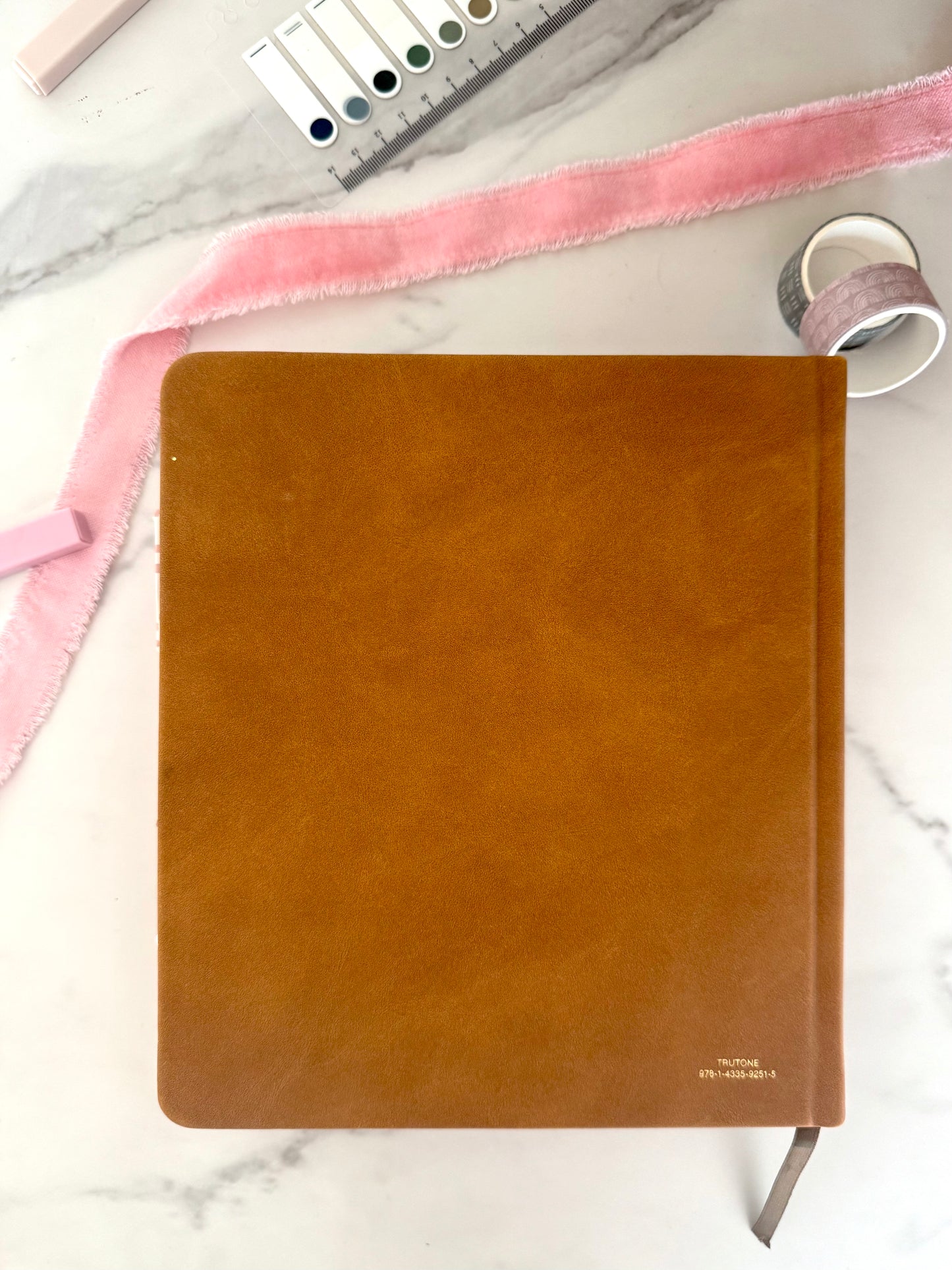 ESV Journaling Study Bible – Nubuck Caramel Edition (The Rooted Collection)