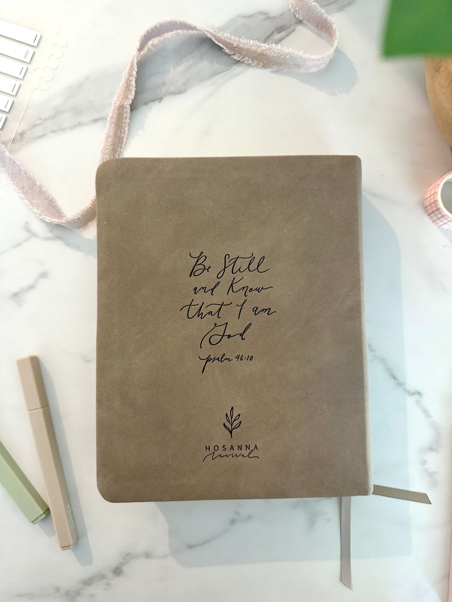 NLT Notetaking Bible – Hosanna Revival “Marlo” Edition (The Rooted Collection)