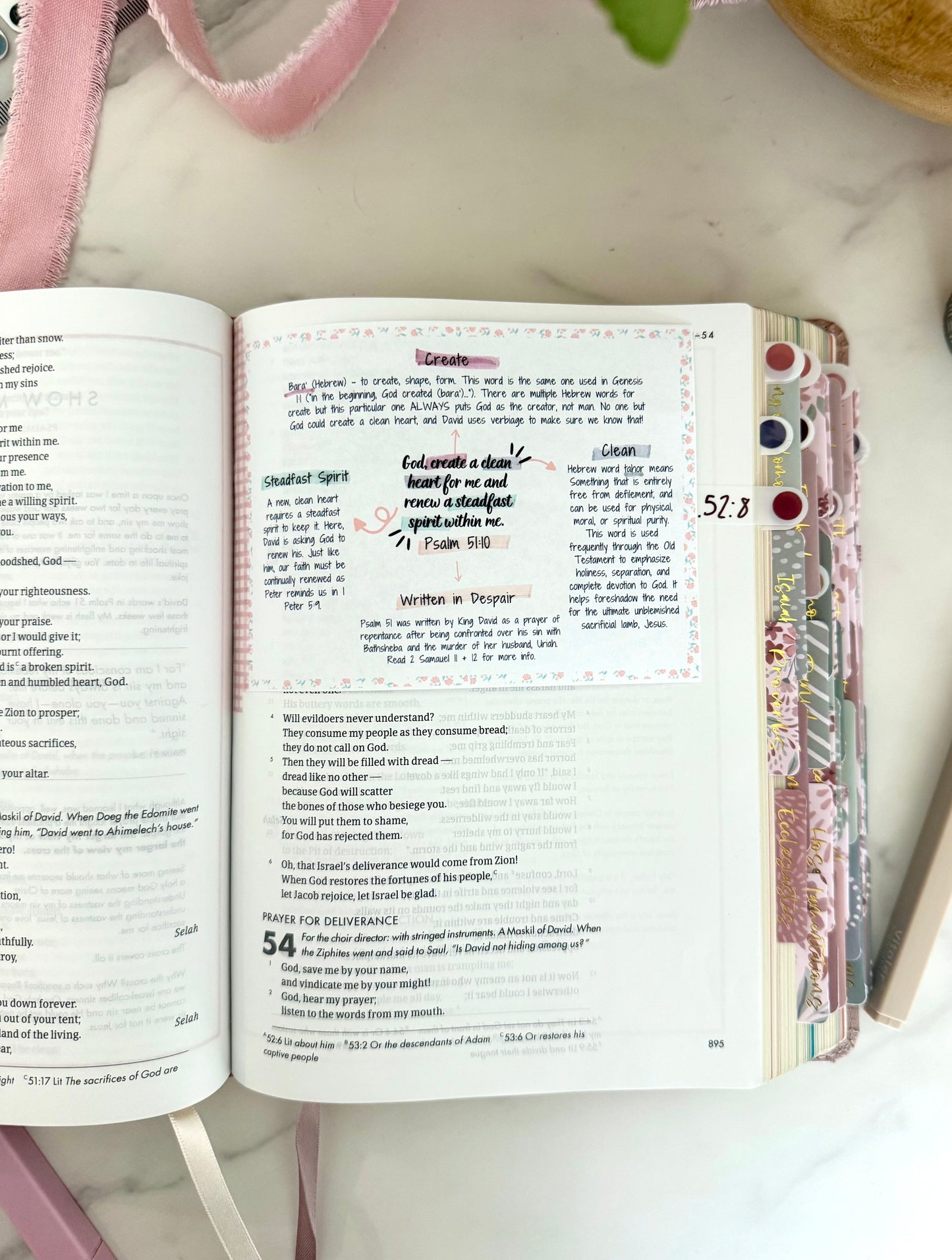 CSB She Reads Truth Bible in Rose Gold (the Grace Collection)